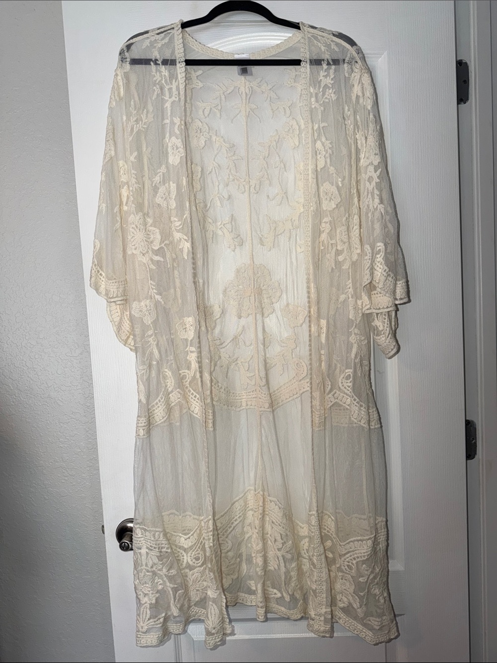 Sheer Embroidered Lace Kimono duster - Cream